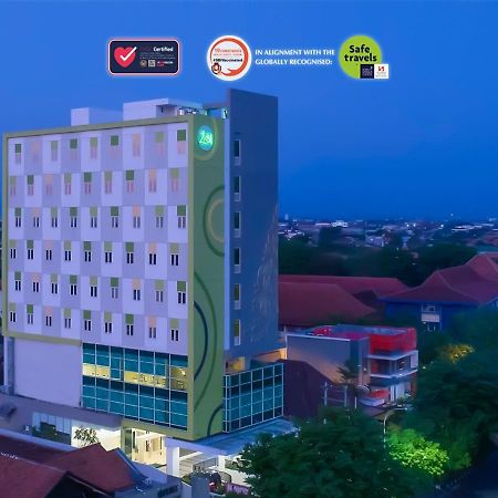 Zest Parang Raja Solo By Swiss-Belhotel International Bonorejo Exteriör bild