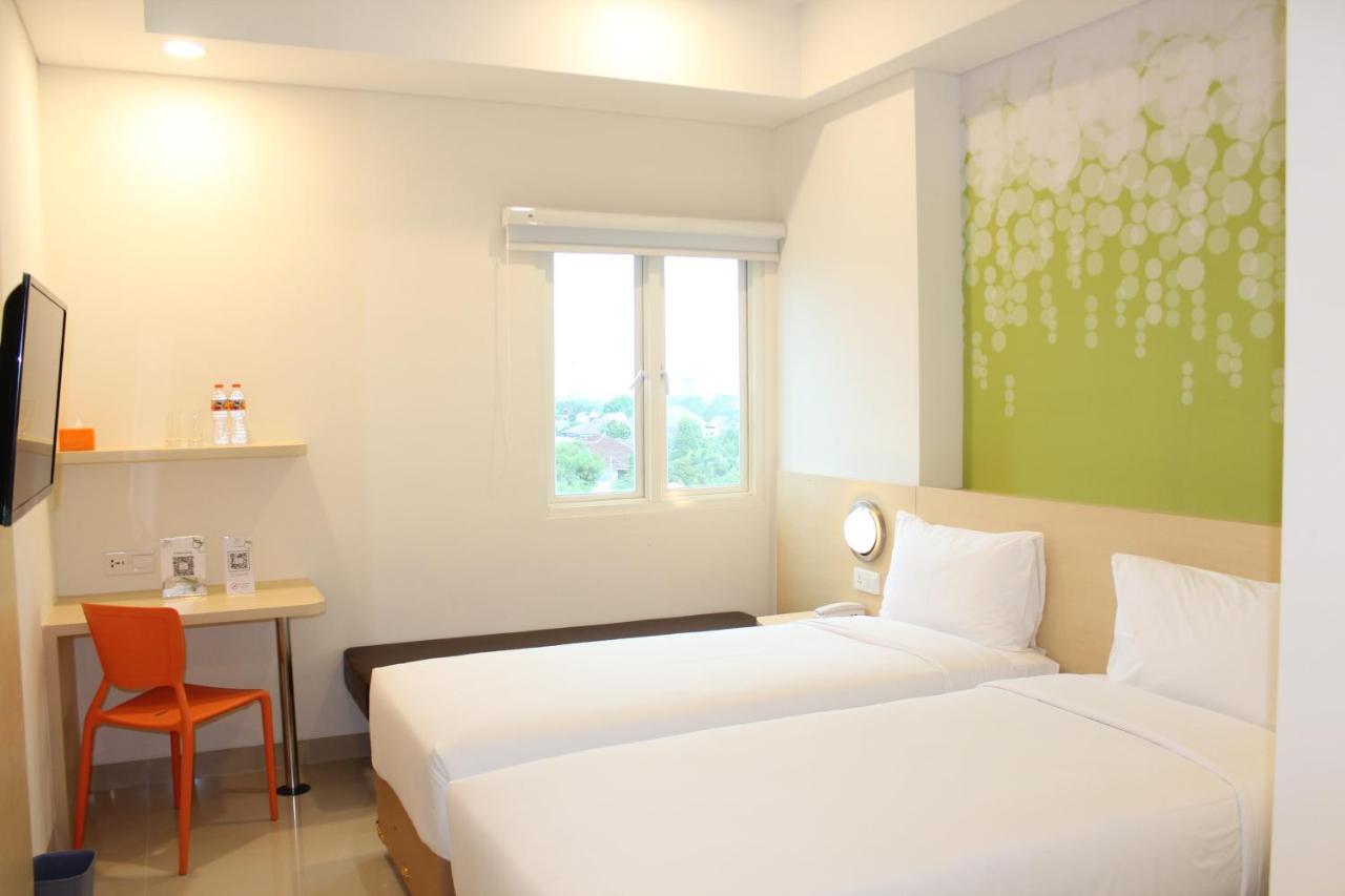 Zest Parang Raja Solo By Swiss-Belhotel International Bonorejo Exteriör bild