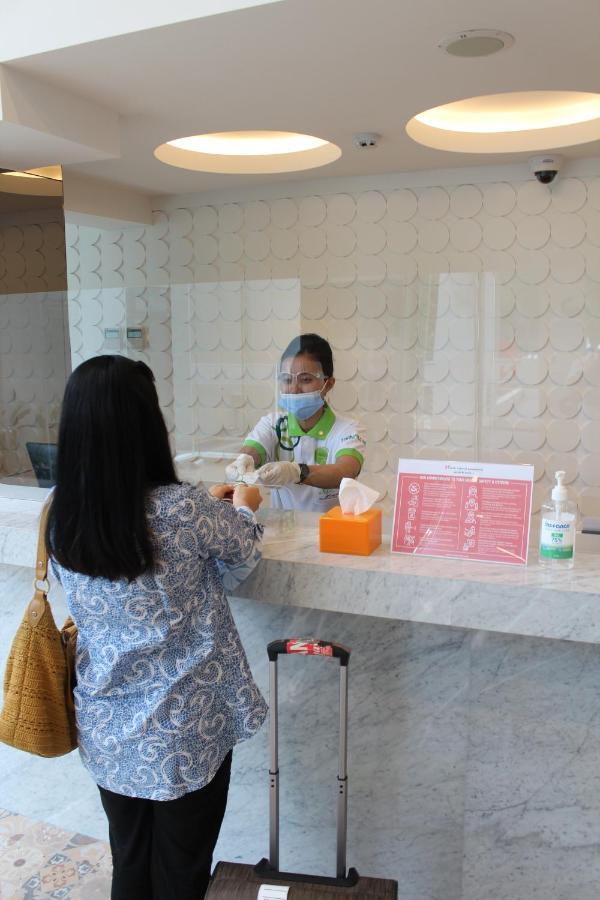 Zest Parang Raja Solo By Swiss-Belhotel International Bonorejo Exteriör bild
