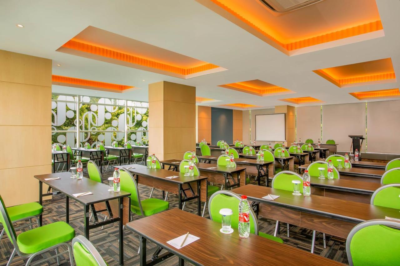Zest Parang Raja Solo By Swiss-Belhotel International Bonorejo Exteriör bild