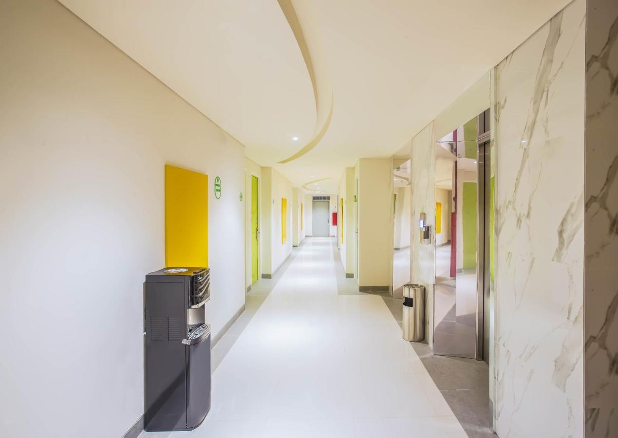Zest Parang Raja Solo By Swiss-Belhotel International Bonorejo Exteriör bild