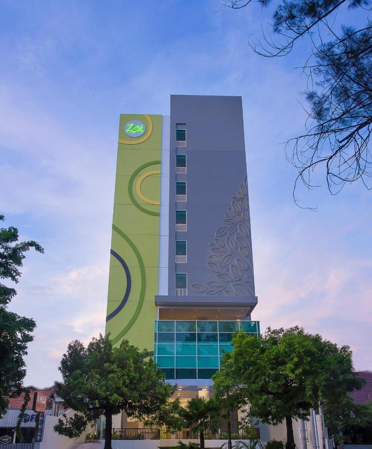 Zest Parang Raja Solo By Swiss-Belhotel International Bonorejo Exteriör bild