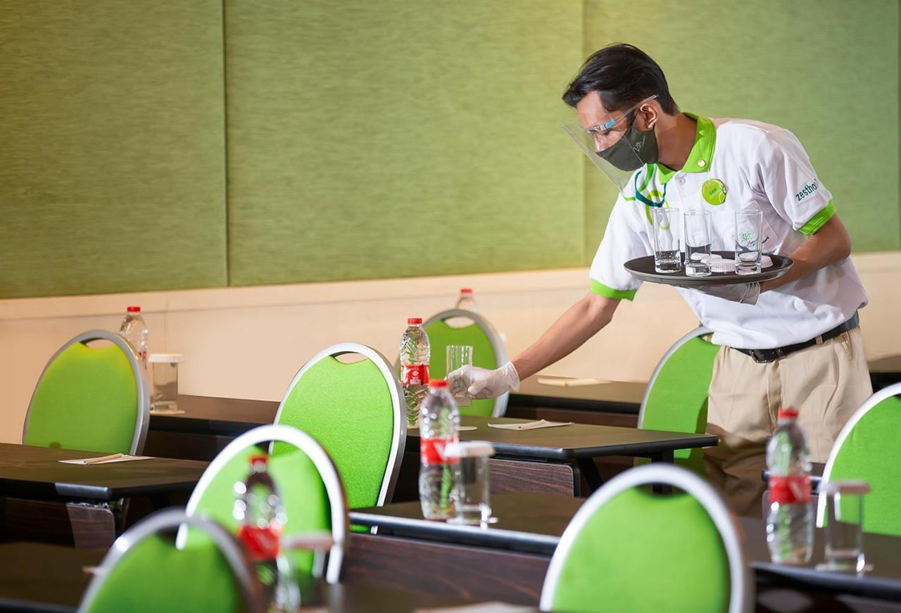 Zest Parang Raja Solo By Swiss-Belhotel International Bonorejo Exteriör bild
